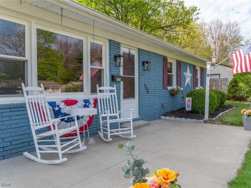 6426 Southgrove Road, Mentor, OH 44060 Photo 3