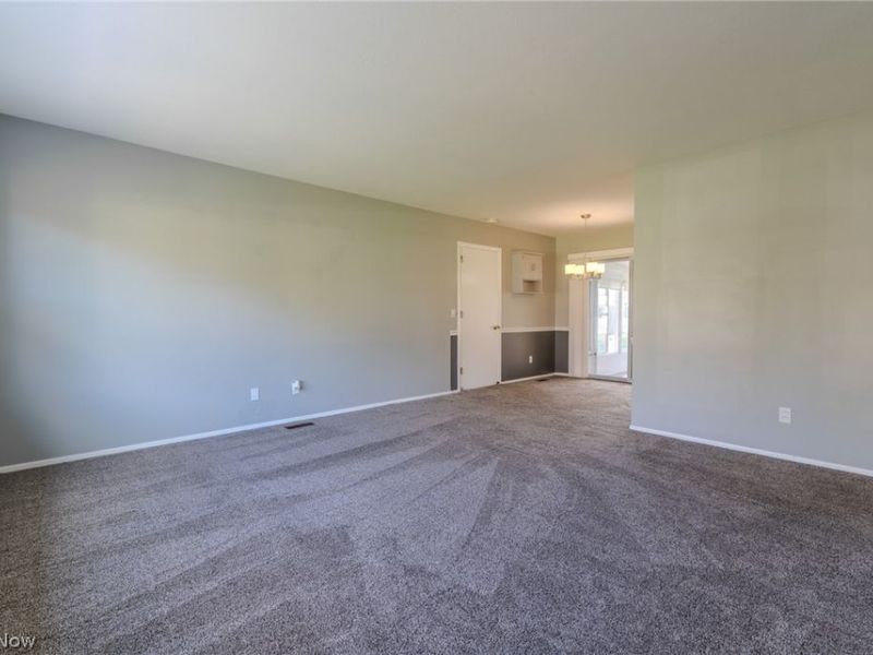 6426 Southgrove Road, Mentor, OH 44060 Photo 5