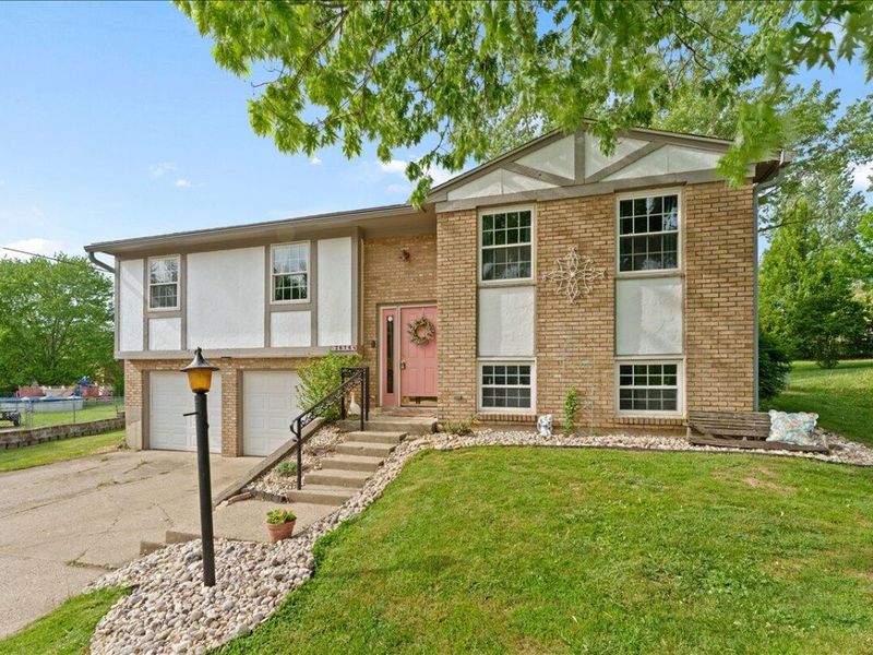 2616 Carre Place, Burlington, KY 41005 Photo 2