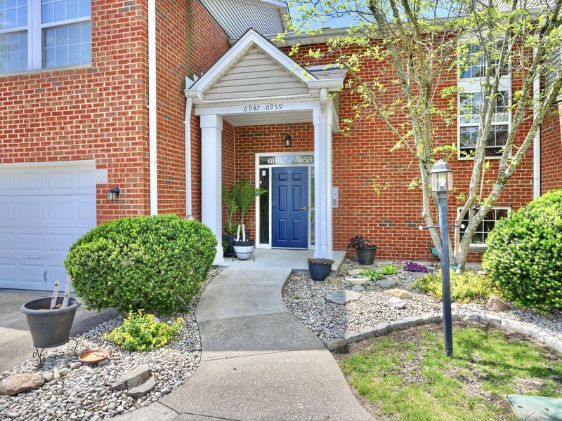6949 Parkview Drive, Florence, KY 41042 Photo 2