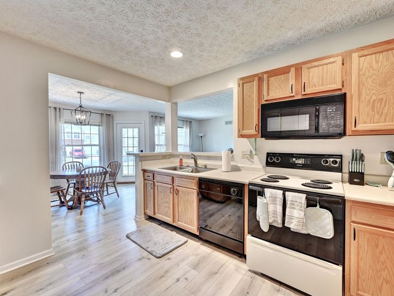 6949 Parkview Drive, Florence, KY 41042 Photo 9