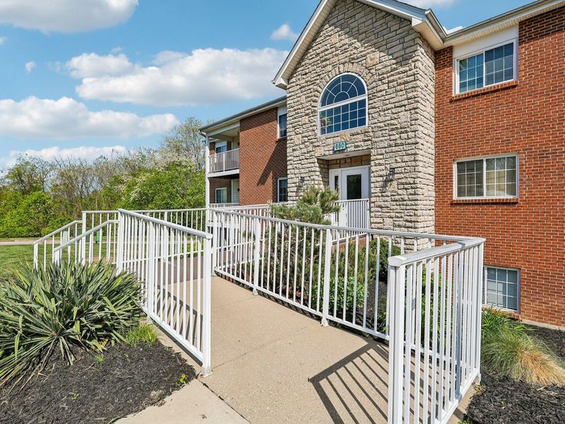 660 Friars Lane, Unit 1, Florence, KY 41042 Photo 3