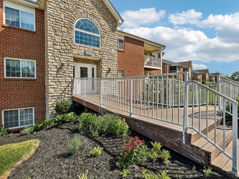 660 Friars Lane, Unit 1, Florence, KY 41042 Photo 4