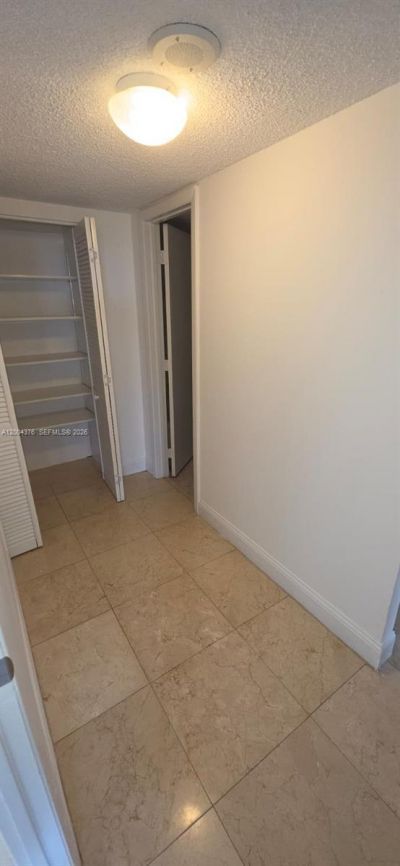 2750 NE 183rd St, Unit 2010, Aventura, FL 33160 Photo