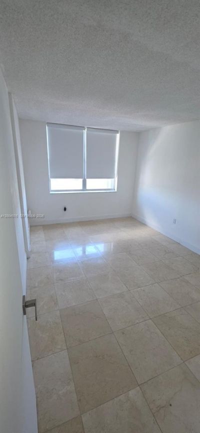 2750 NE 183rd St, Unit 2010, Aventura, FL 33160 Photo