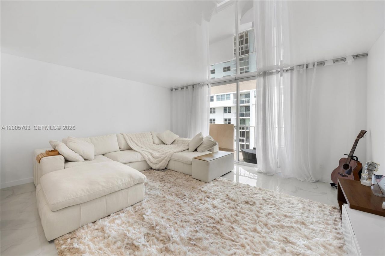 1865 S Ocean Dr , Unit 15B, Hallandale Beach, FL 33009 Photo