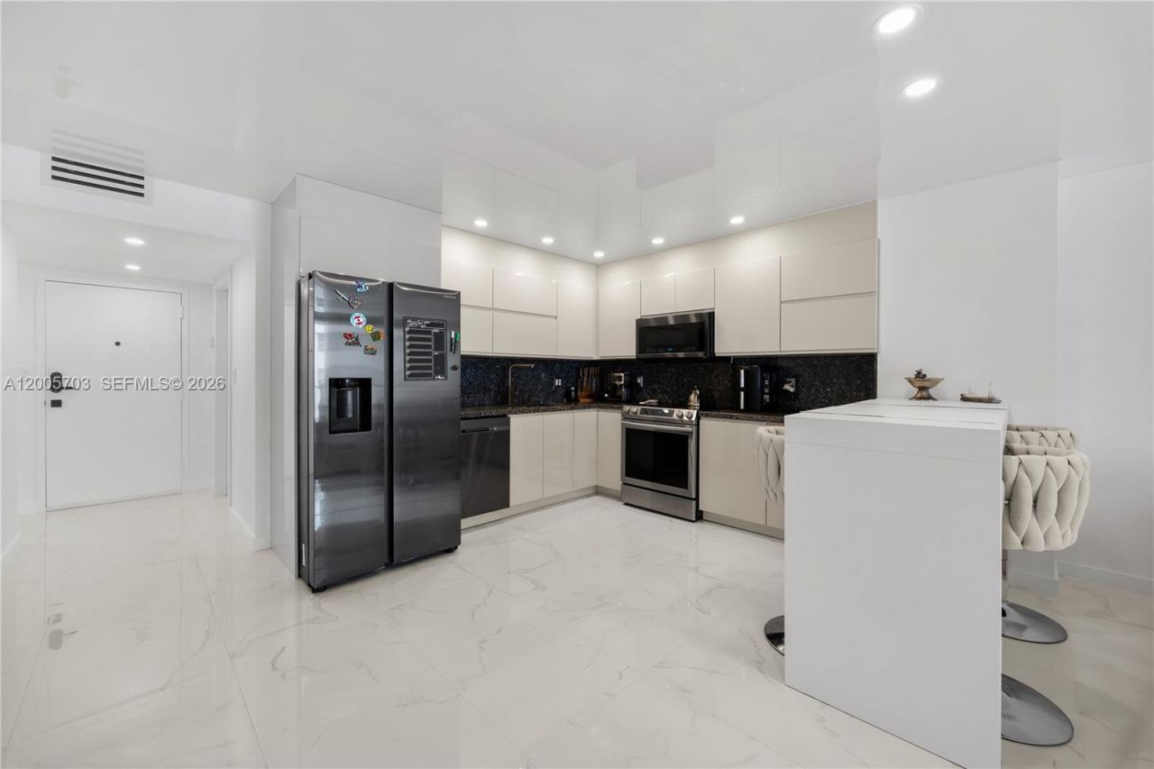 1865 S Ocean Dr , Unit 15B, Hallandale Beach, FL 33009 Photo