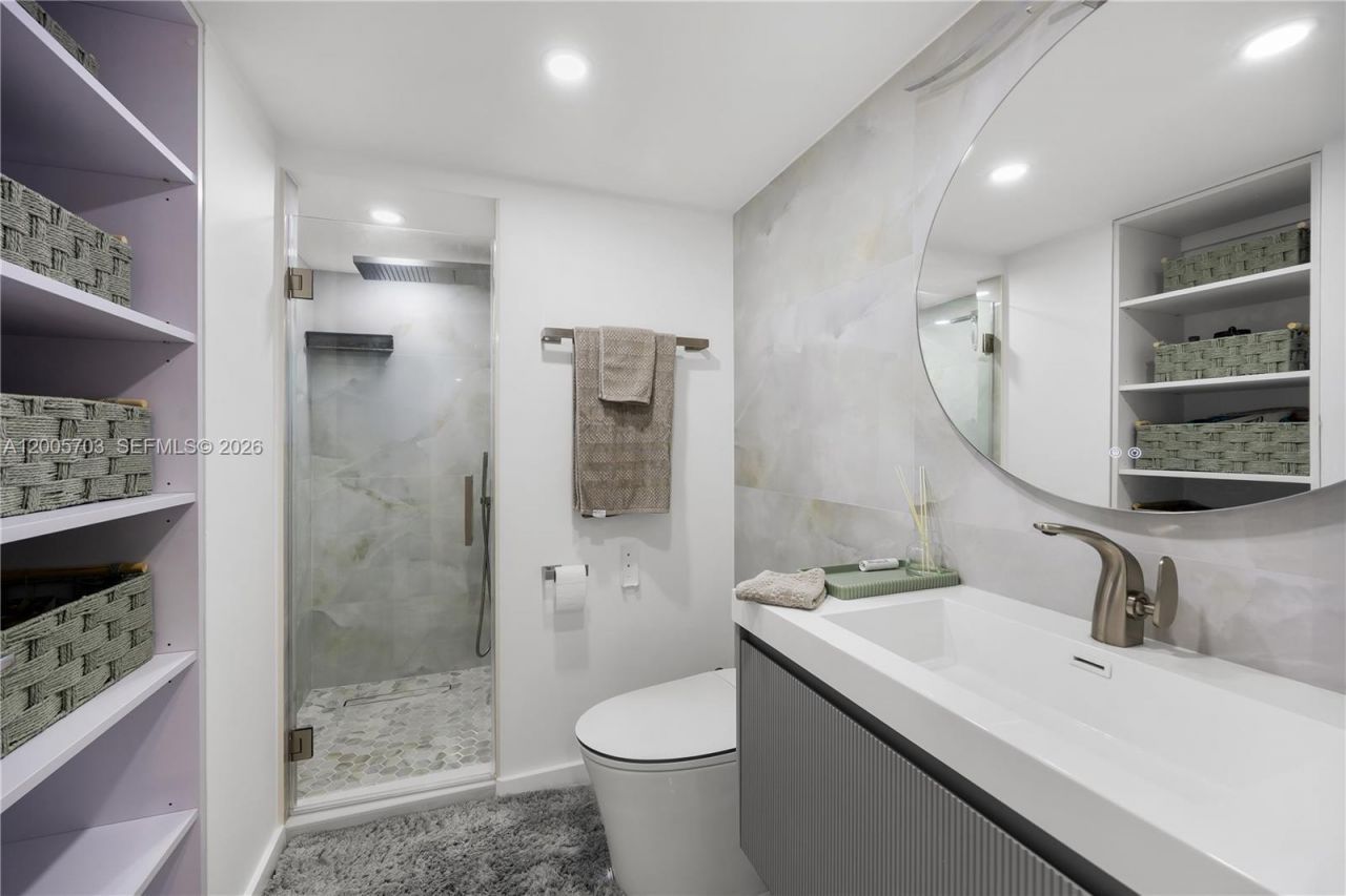 1865 S Ocean Dr , Unit 15B, Hallandale Beach, FL 33009 Photo