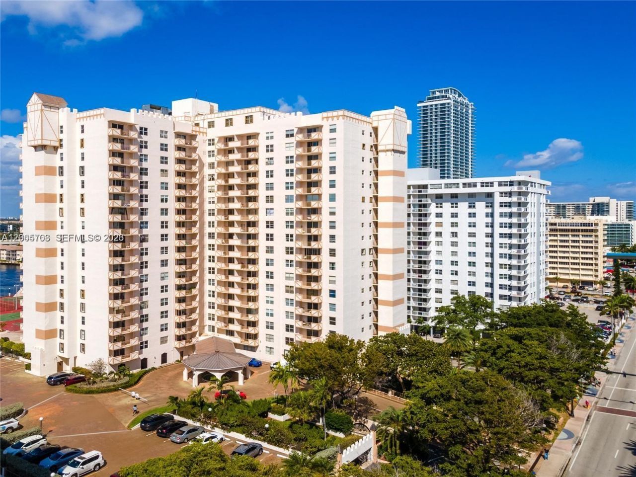 1865 S Ocean Dr , Unit 15B, Hallandale Beach, FL 33009 Photo