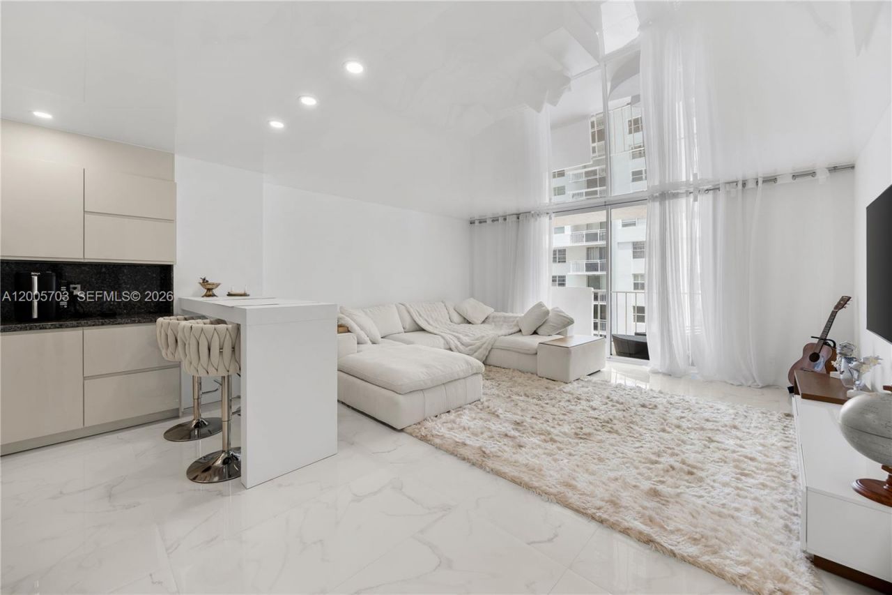 1865 S Ocean Dr , Unit 15B, Hallandale Beach, FL 33009 Photo
