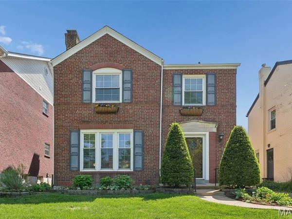 7848 Stanford Avenue, University City, MO 63130