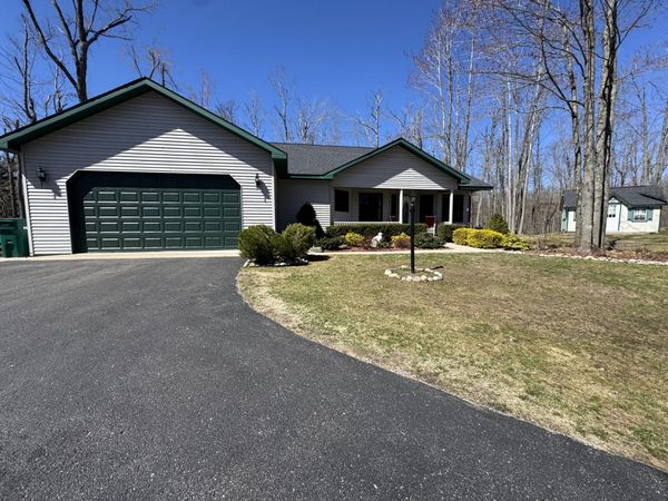 7836 Sandpiper Trail, Gaylord, MI 49735