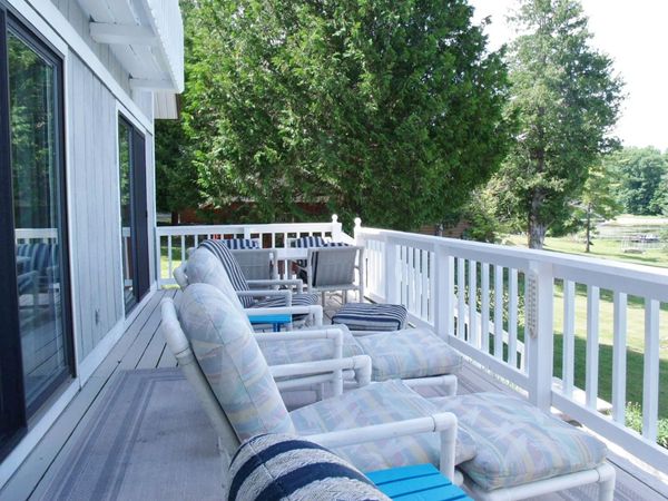 1343 Renos Drive, Indian River, MI 49749