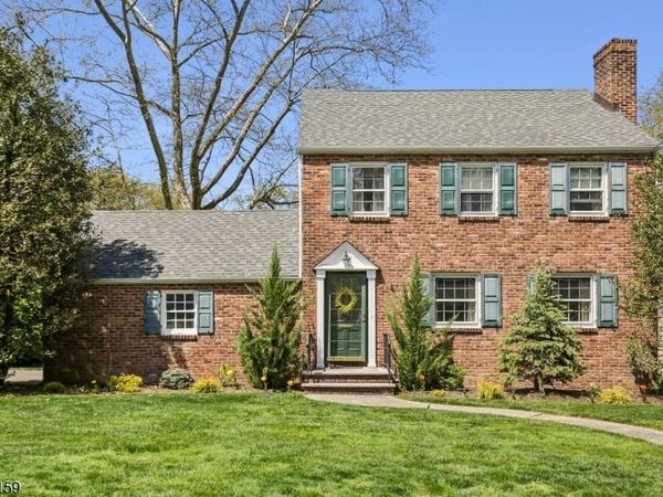 4 Indian Spring Rd, Cranford, NJ 07016