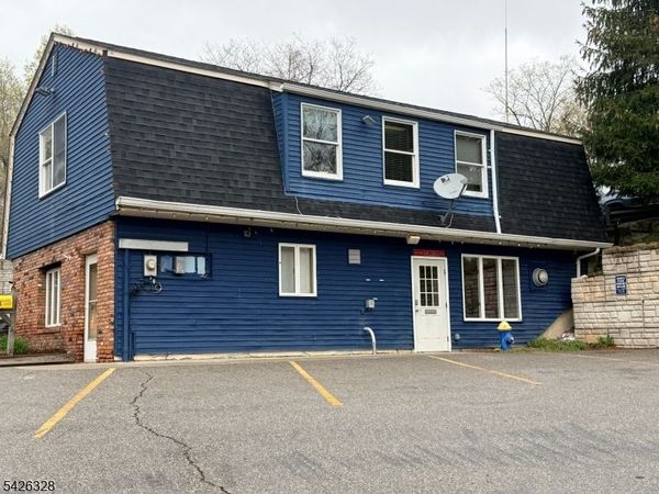 30 Greenwood Lake Tpke, Ringwood, NJ 07456