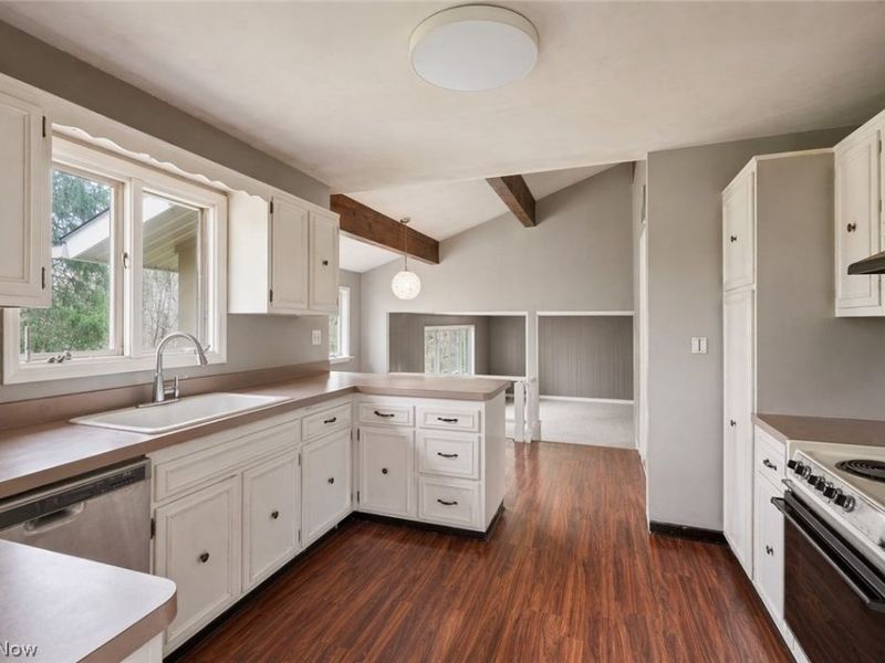 6055 Deepwood Drive , Chagrin Falls, OH 44022 Photo 12