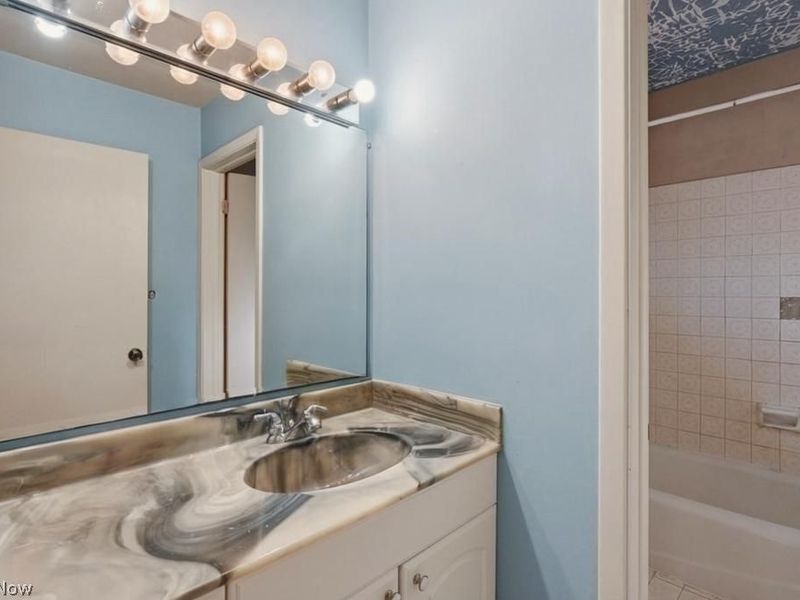 6055 Deepwood Drive , Chagrin Falls, OH 44022 Photo 16