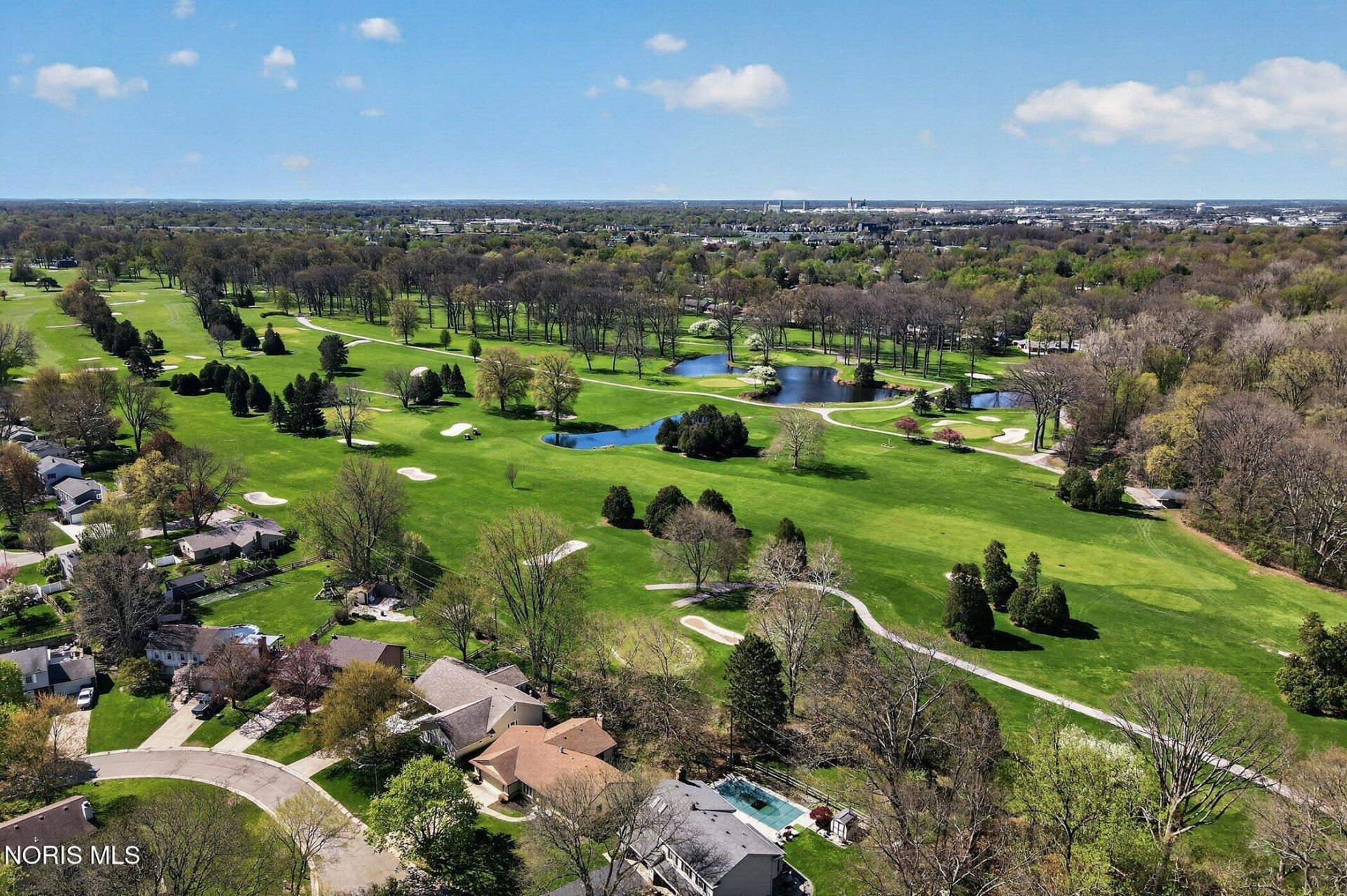 4073 Grandview Court, Toledo, OH 43614 Main Photo