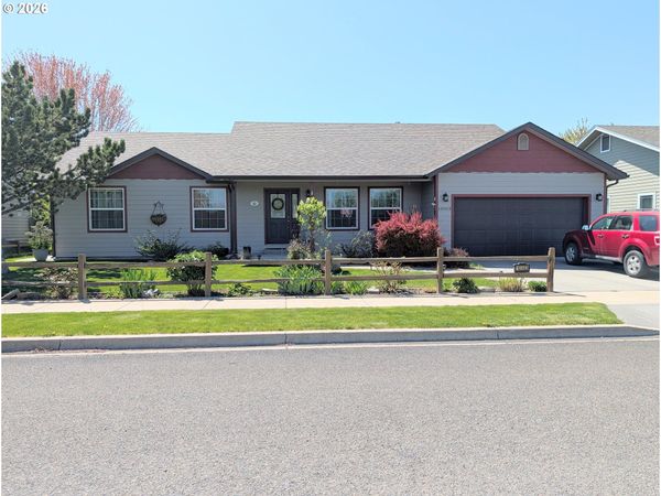 10503 EMILY DR, Island City, OR 97850
