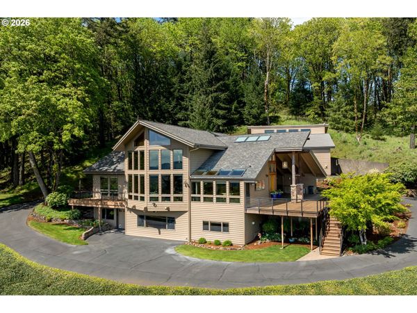 4255 EOLA NW DR, Salem, OR 97304