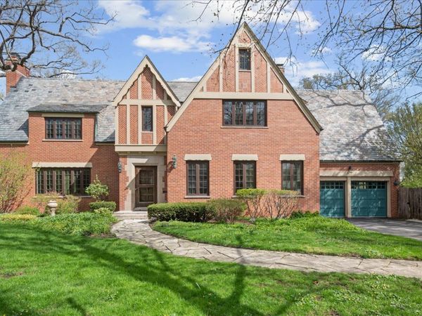 599 Woodlawn Avenue , Glencoe, IL 60022