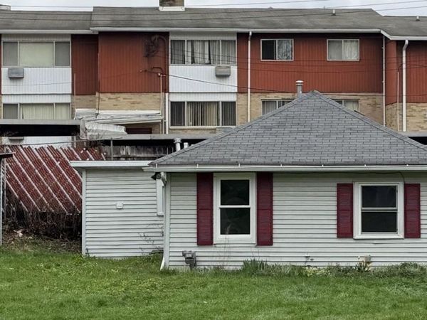 600 W Hodge Avenue, Lansing, MI 48910