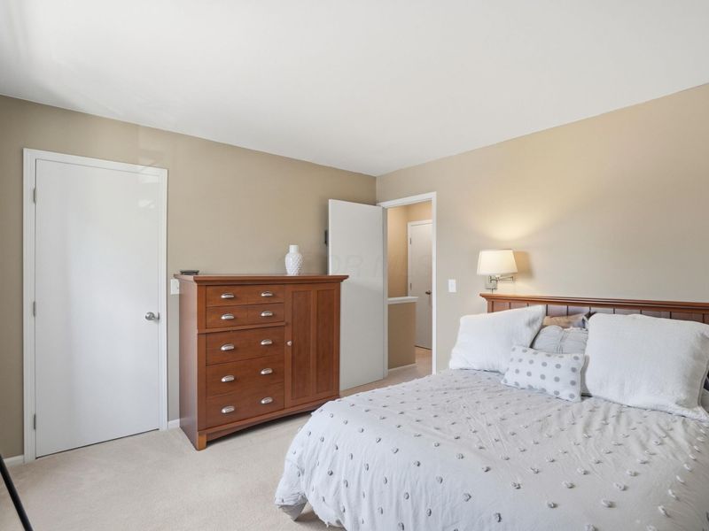 5224 Brandy Oaks Lane , Columbus, OH 43220 Photo 24