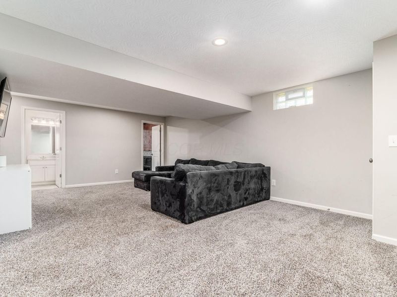 608 Exeter Street , Pickerington, OH 43147 Photo 39