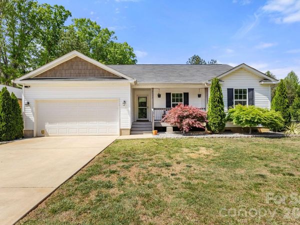 7172 Rolling Hills Drive , Sherrills Ford, NC 28673