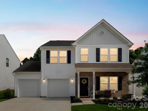3152 Pinehills Way, Mount Holly, NC 28120