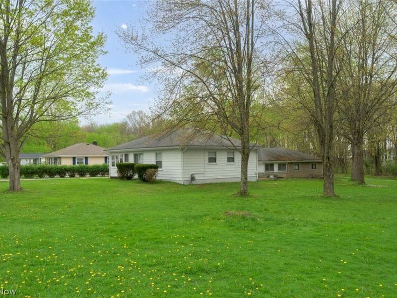 1603 Grandview Road , Lake Milton, OH 44429 Photo 3