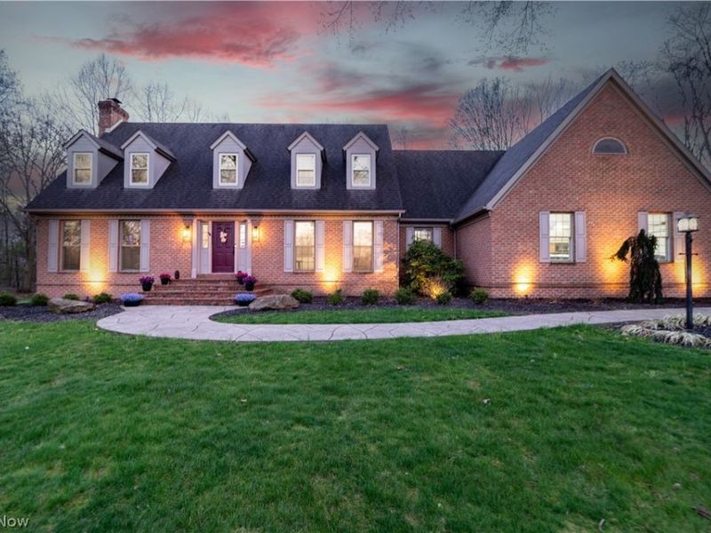 4306 Janell Court , Canfield, OH 44406 Photo 3