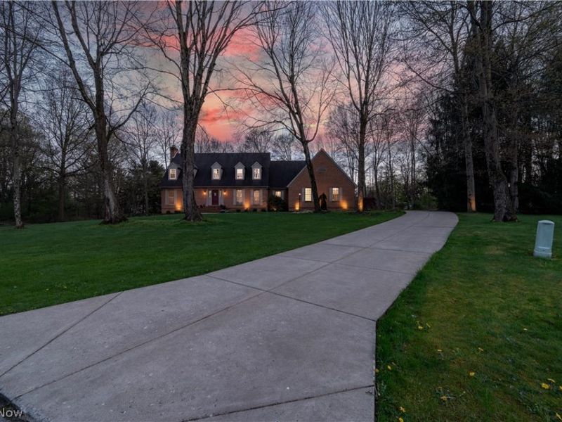 4306 Janell Court , Canfield, OH 44406 Photo 5