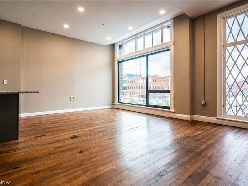 3800 Euclid Avenue , Unit 109, Cleveland, OH 44115 Photo 8