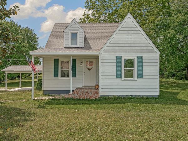 4214 W kingshighway , Paragould, AR 72450