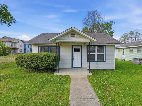 604 Spruce Street , Conway, AR 72032