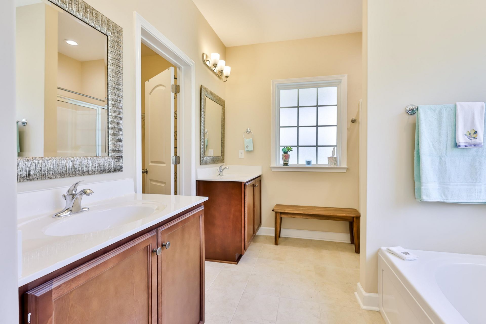 405 Carrick Loop  Photo 11