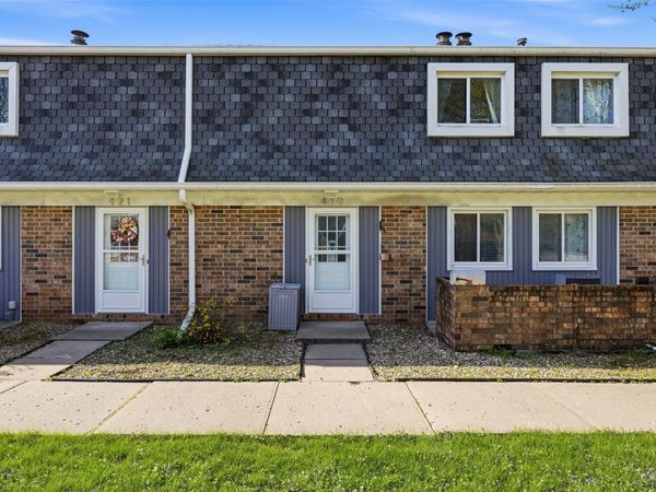 419 Peterson St , Iowa City, IA 52245