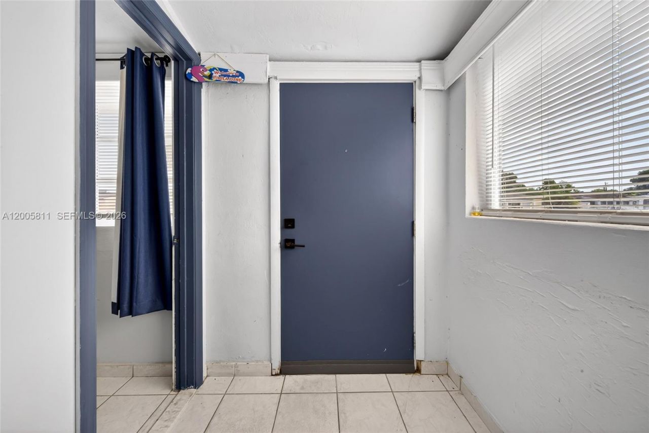 300 E 43rd St , Hialeah, FL 33013 Photo