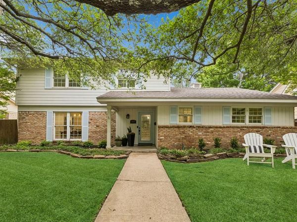 9717 Bellewood Drive , Dallas, TX 75238