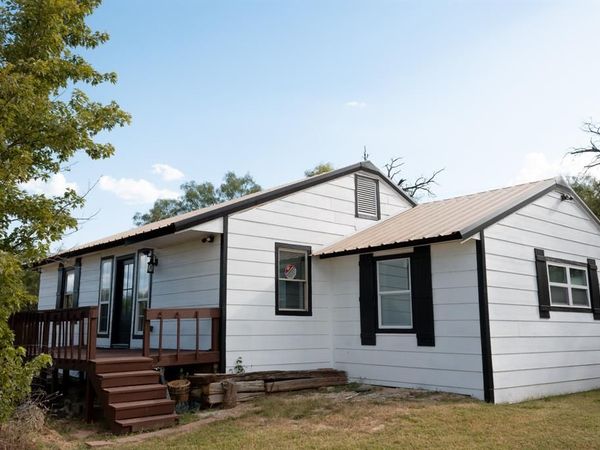 497 Water District Road 214 , Breckenridge, TX 76424