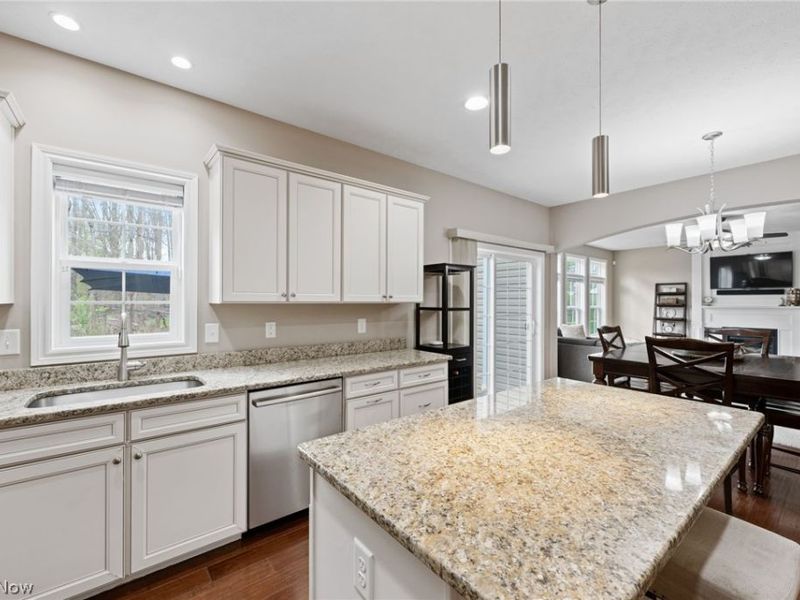 6638 Hidden Woods Trail, Mayfield, OH 44143 Photo 21