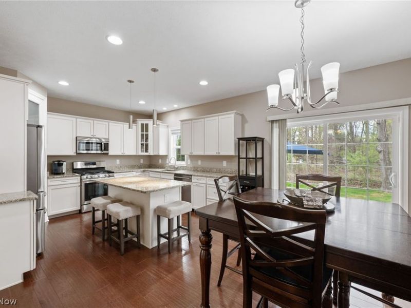 6638 Hidden Woods Trail, Mayfield, OH 44143 Photo 3