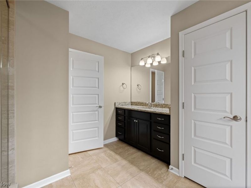 6638 Hidden Woods Trail, Mayfield, OH 44143 Photo 32