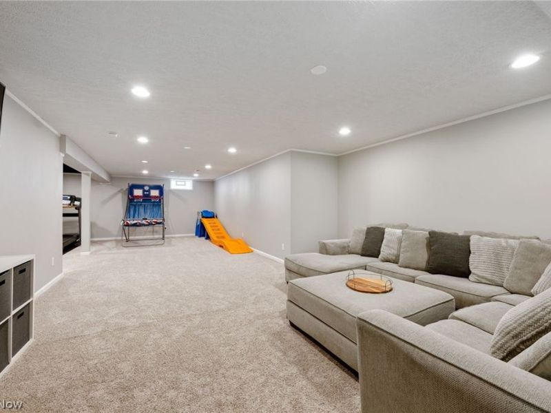 6638 Hidden Woods Trail, Mayfield, OH 44143 Photo 7