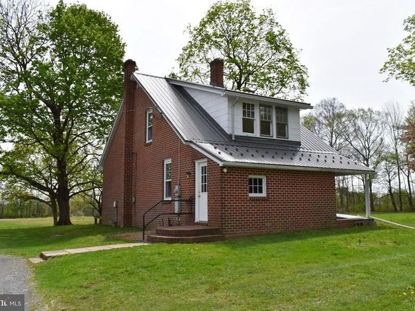 9526 CIRCLE DRIVE , CHAMBERSBURG, PA 17202