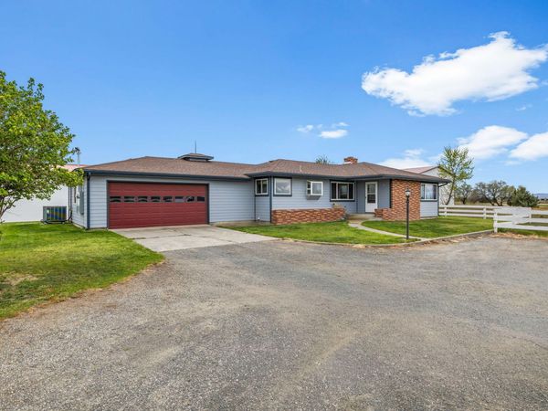 501 NW Dogwood Lane, Madras, OR 97741