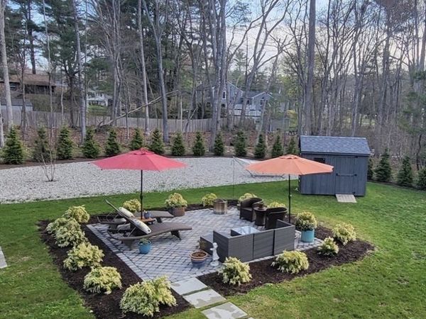 53 Chestnut St, Hanover, MA 02339