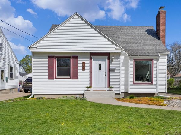 1664 Fremont Avenue NW, Grand Rapids, MI 49504