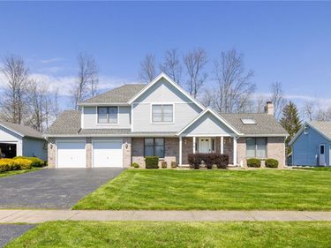 74 Gnage Lane , Rochester, NY 14612